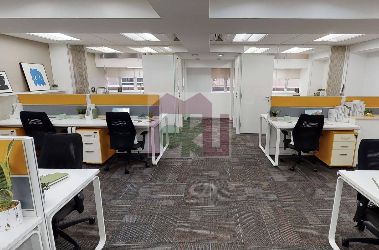 Officeplus@SheungWan building or unit photo