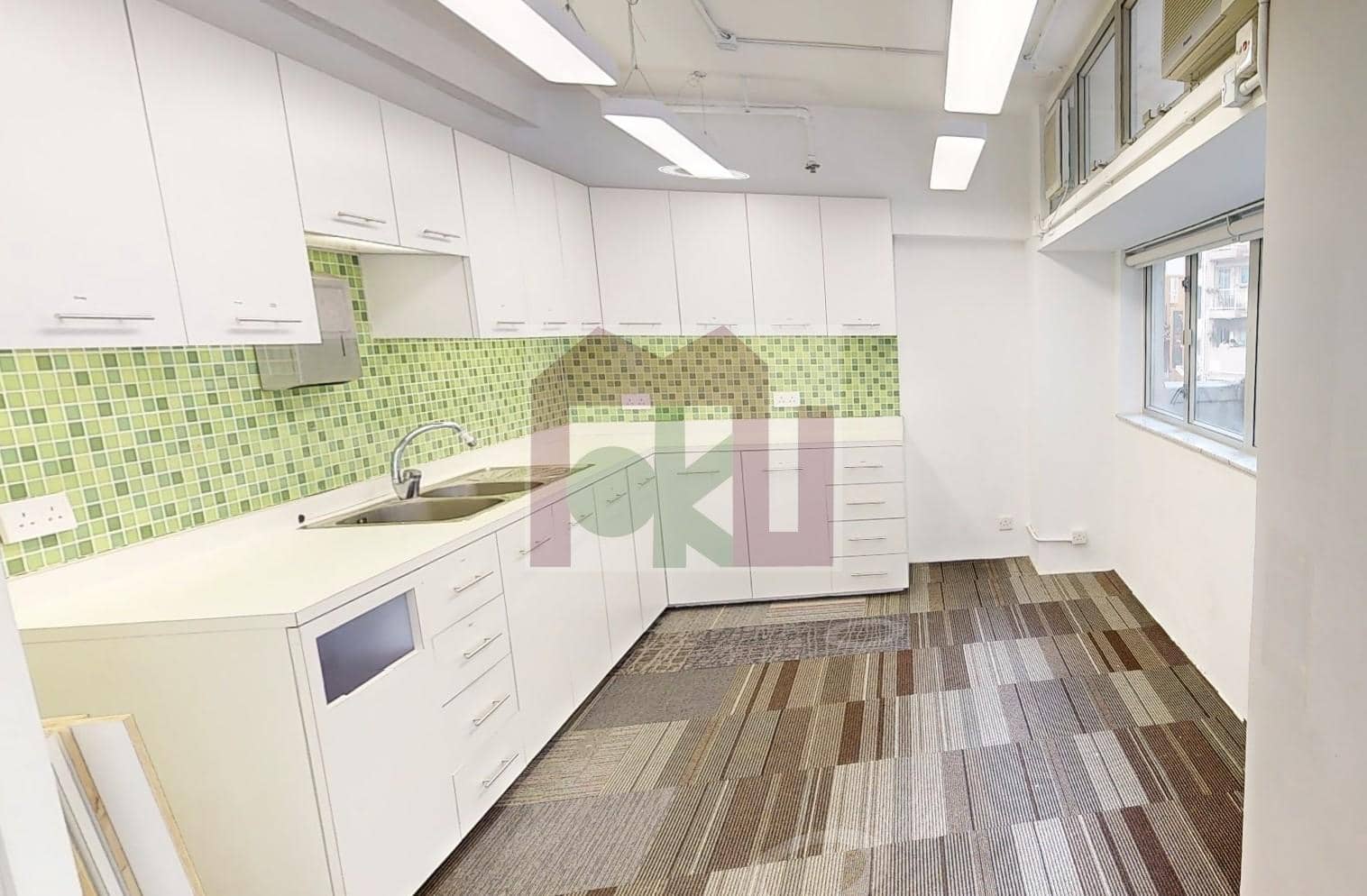 Officeplus@SheungWan building or unit photo